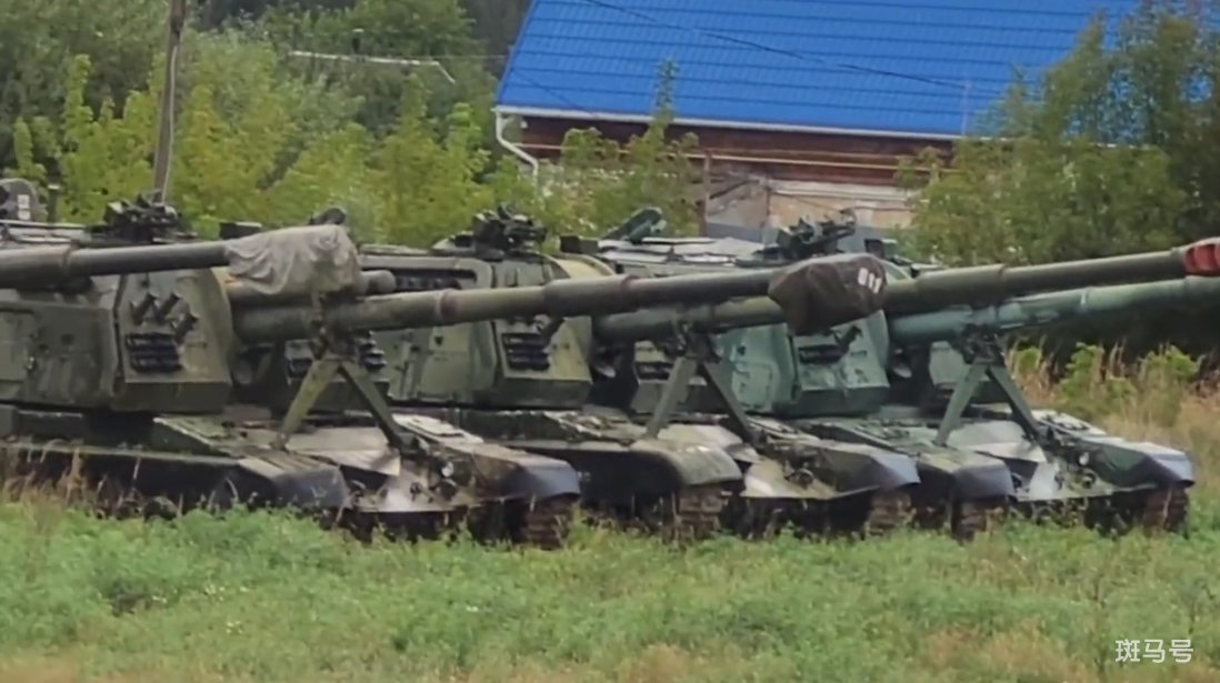俄乌战后阵地:坦克报废 炮弹被遗弃（把T-90坦克扔“垃圾场”）