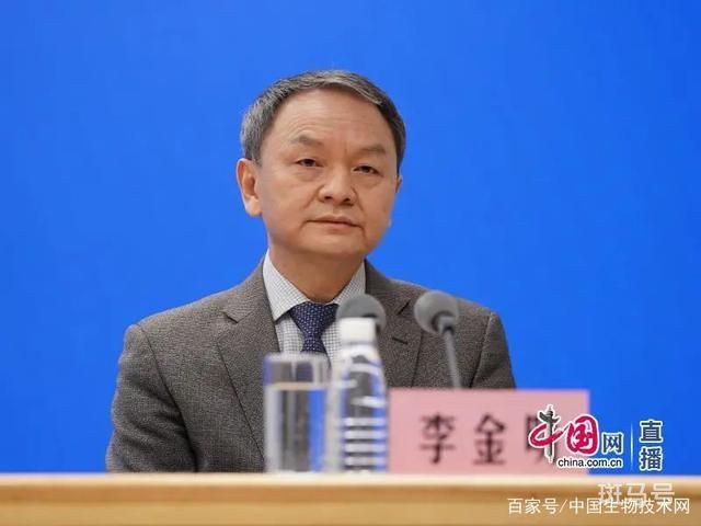 14天超1.5万例本土感染者 如何应对(坚持“外防输入、内防反弹”)(图2) 14天超1.5万例本土感染者 如何应对(坚持“外防输入、内防反弹”)(图2)