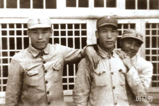 107岁开国少将邹衍逝世 从放牛娃到开国将军 一路走好(图3) 107岁开国少将邹衍逝世 从放牛娃到开国将军 一路走好(图3)