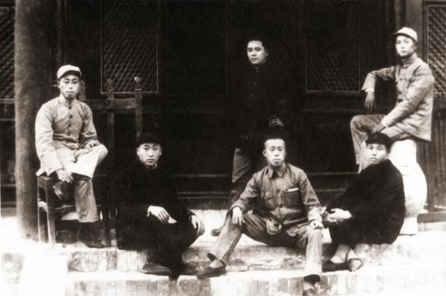 107岁开国少将邹衍逝世 从放牛娃到开国将军 一路走好(图2) 107岁开国少将邹衍逝世 从放牛娃到开国将军 一路走好(图2)