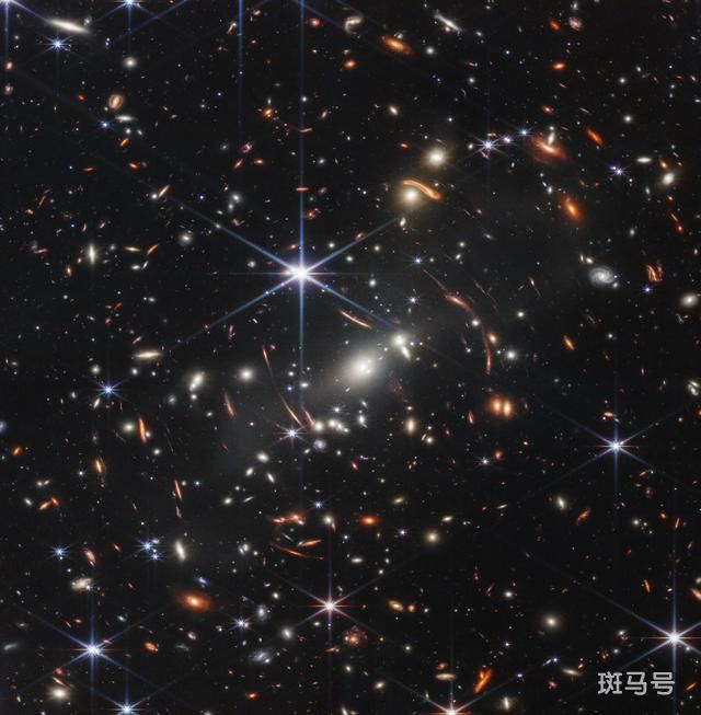 韦布望远镜拍摄首批全彩照片公布（见证正在诞生中的恒星）(图1)