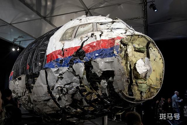 马航MH17客机遭击落8周年(马交通部长:必须追责)(图2) 马航MH17客机遭击落8周年(马交通部长:必须追责)(图2)