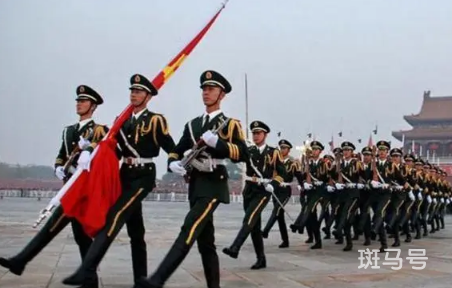 2022北京天安门升国旗几点才让进广场（北京看升旗几点不让进）