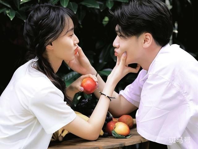 2022七夕情人节送男朋友什么礼物呢（男性在七夕情人节会期待什么惊喜）(图1)