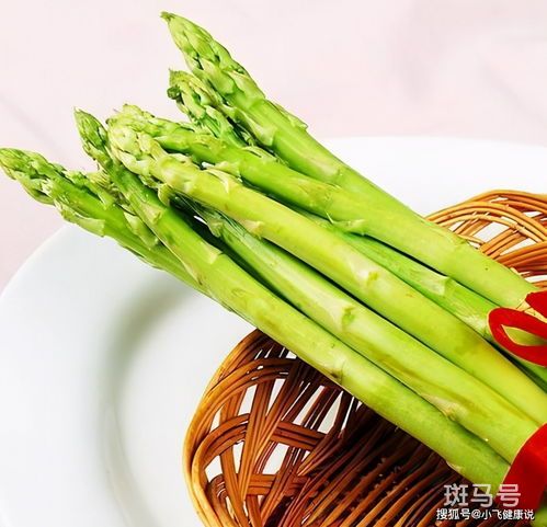 芦笋什么季节吃(芦笋是一个非常致命的食物)